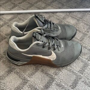Size 9 - Nike Metcon 7 Particle Grey Gum Training Shoes CZ8281-011 Gym Crossfit